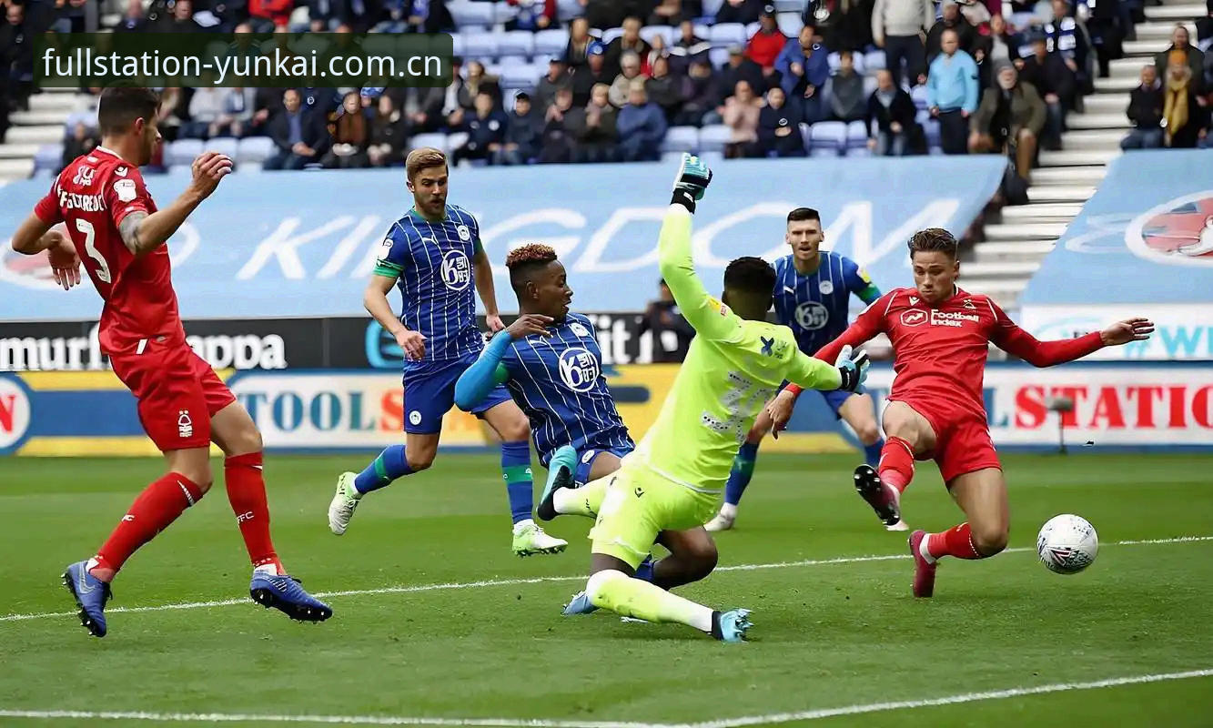 云开全站登录不上怎么办攻略 维拉3-0登顶欧联杯,这场决赛的战术细节值得反复看